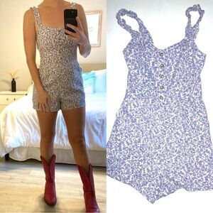 SALE❤️Hollister Blue Floral Romper Summer Concert Romper Coastal Cowgirl Romper